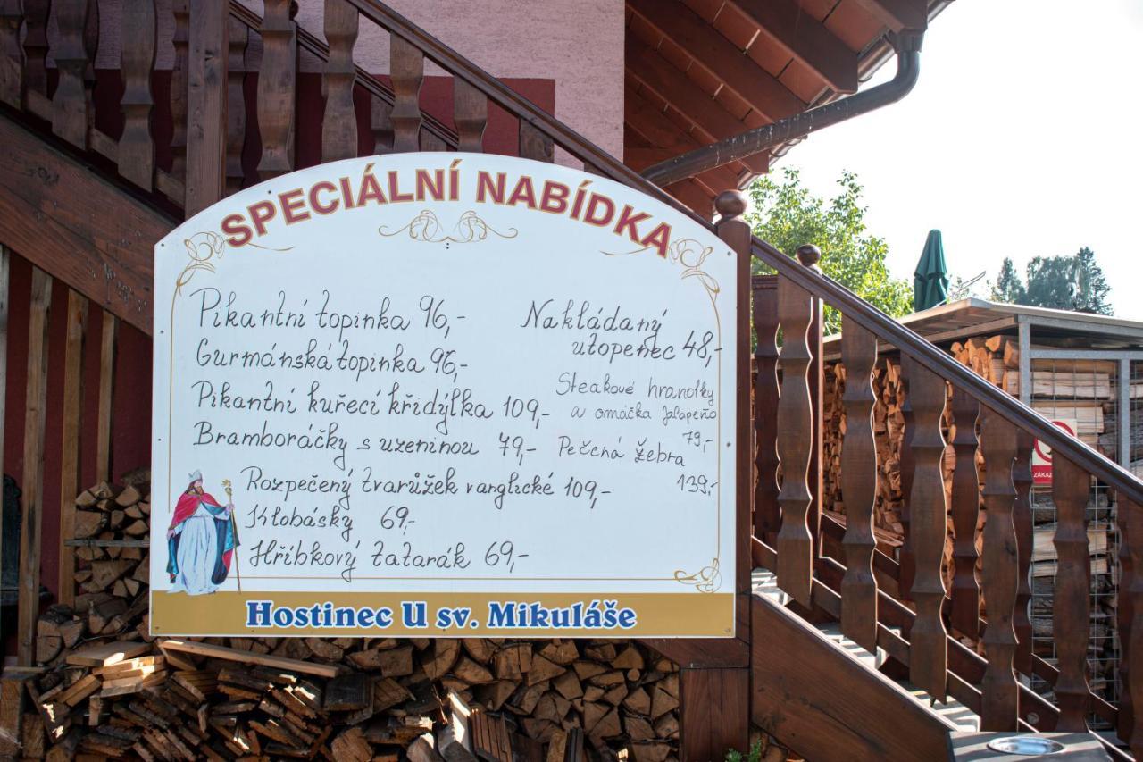 Hostinec A Penzion U Sv. Mikulase Hať Kültér fotó